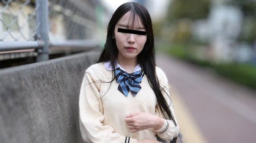10MUSUME-081425-01 Mengerjai Gadis Berpakaian Seragam Di Kereta Yamashita Moeka